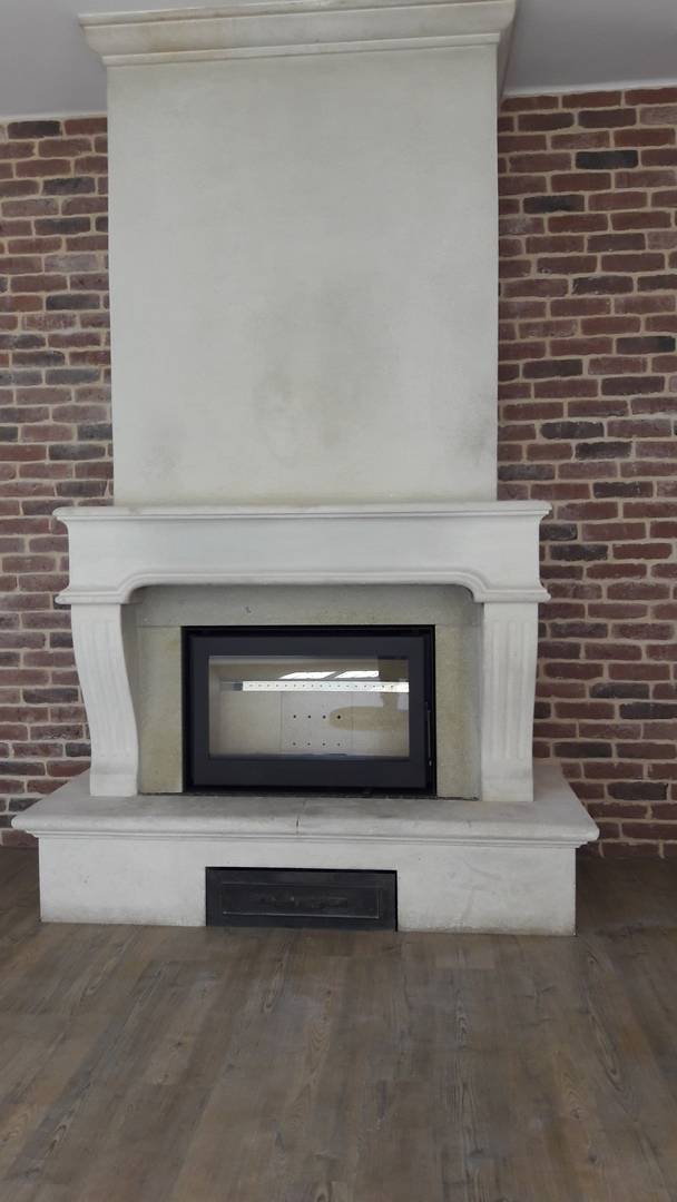 Avant / Après : redonner vie à une cheminée ancienne près de Pélissanne.