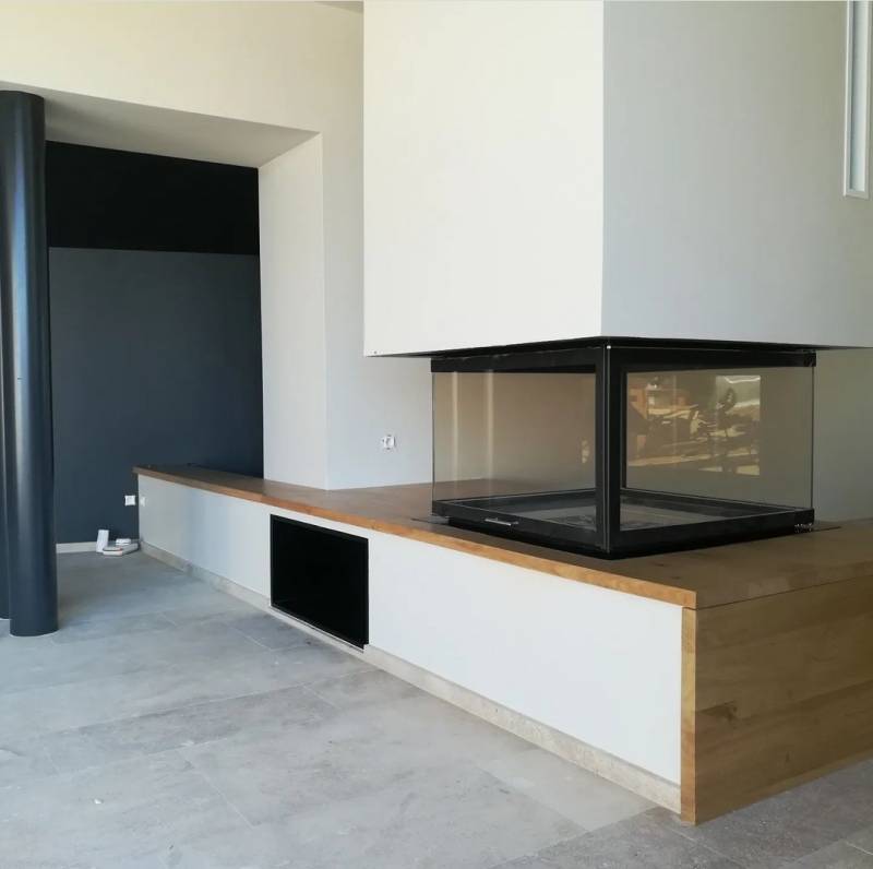 Foyer suspendu à porte escamotable en Provence-Alpes-Côte d'Azur